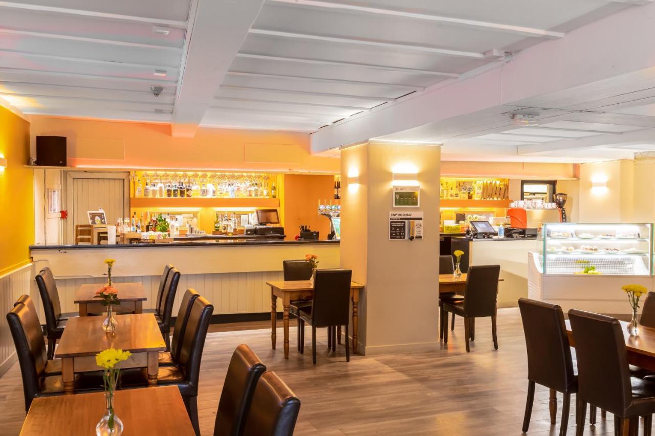 Green Hotel Kinross Bagian luar foto