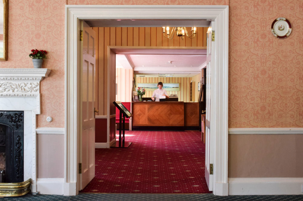 Green Hotel Kinross Bagian luar foto