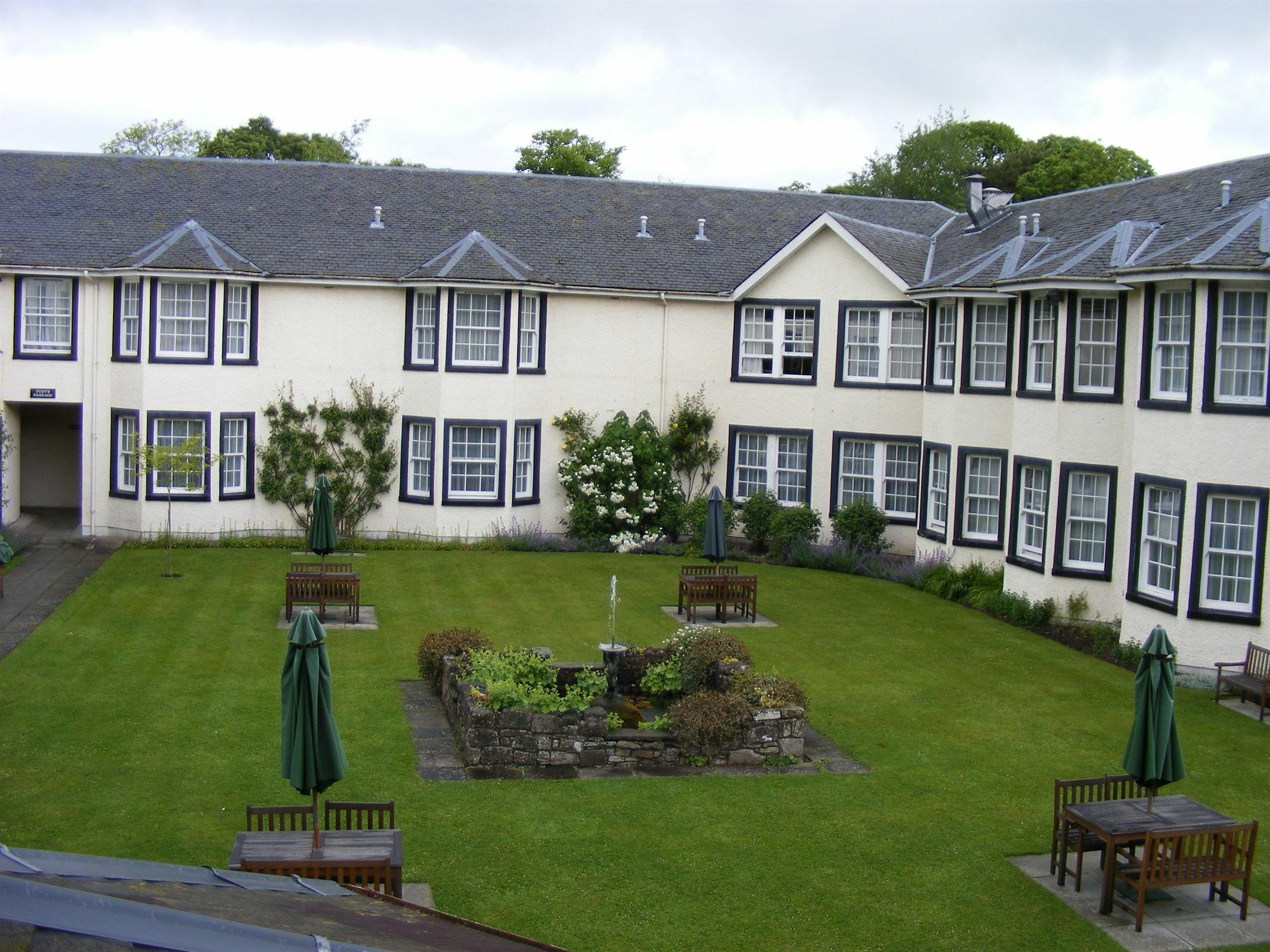 Green Hotel Kinross Bagian luar foto