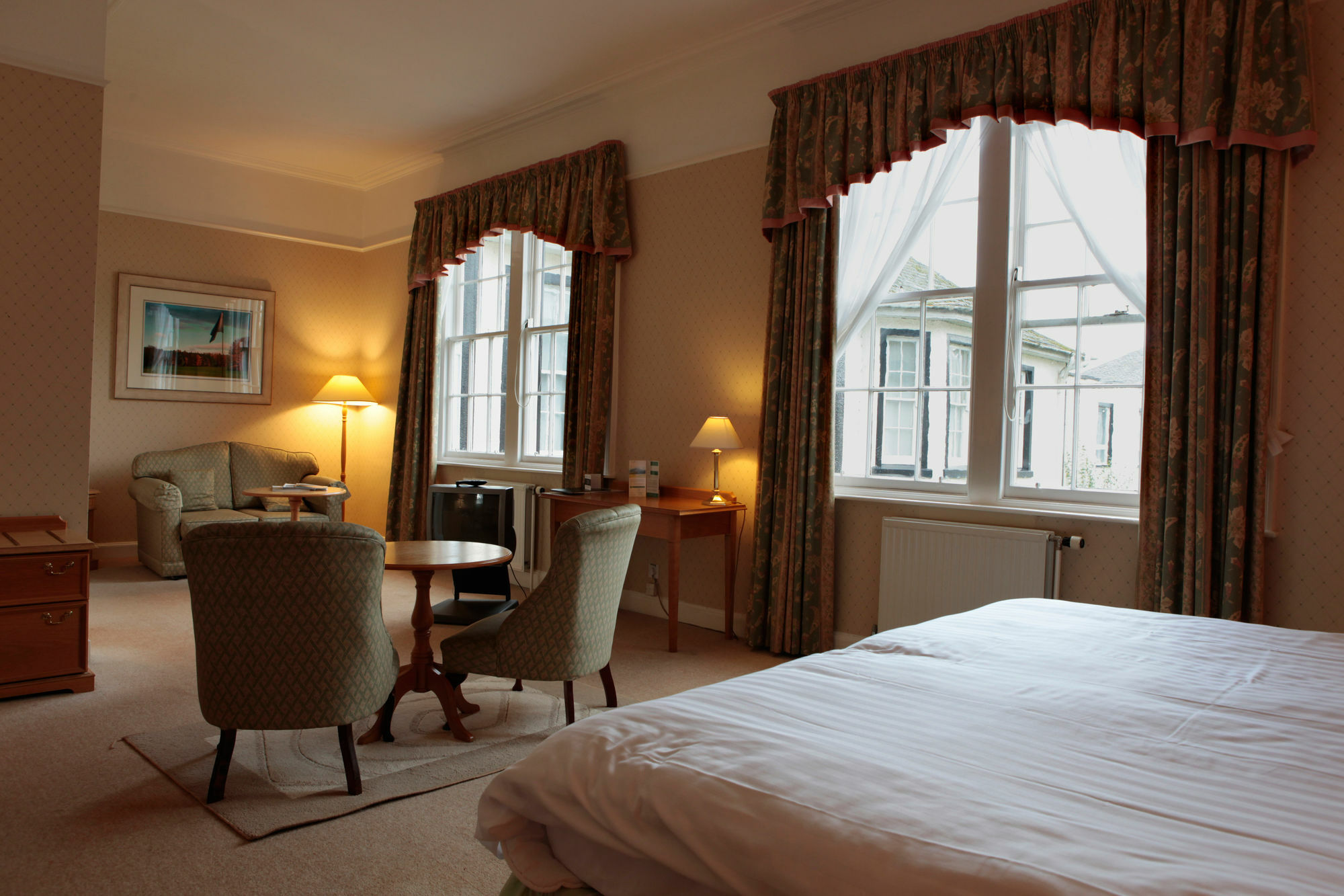 Green Hotel Kinross Bagian luar foto